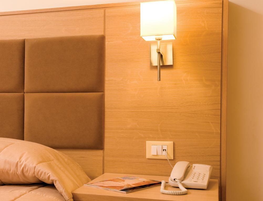 Lomeniz Hotel Rhodes City Bagian luar foto